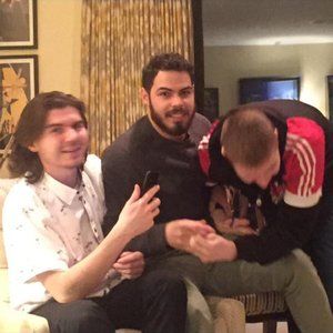 Meet your Posher, Connor